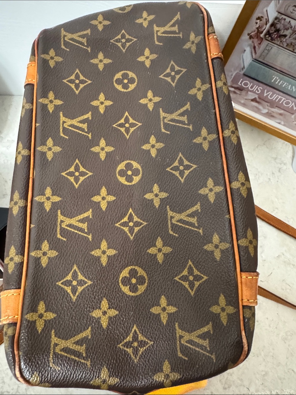 Louis Vuitton Monogram shopper Tote with Vachetta Leather Straps with COA - Picture 4 of 16